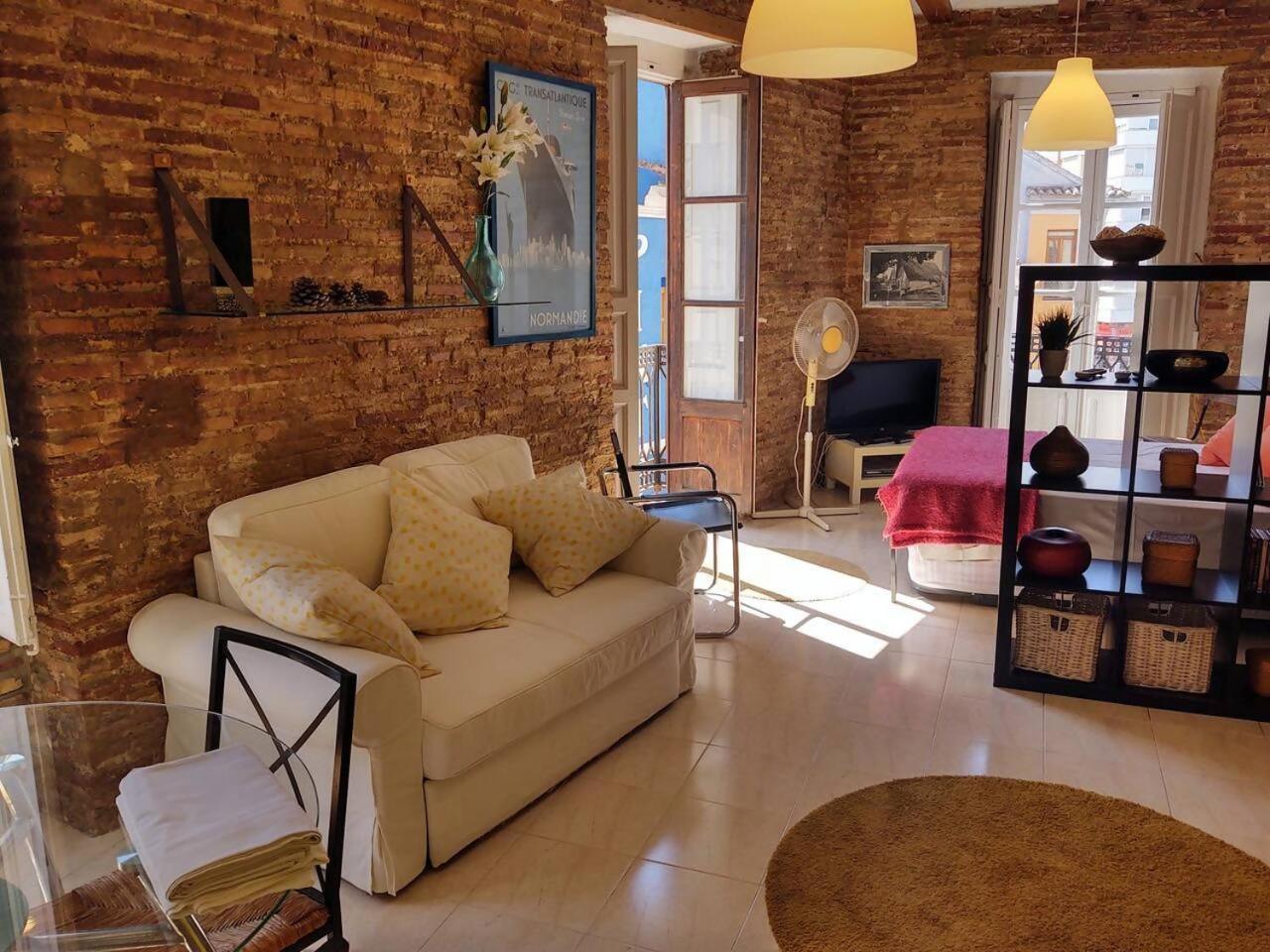Charming In The Center Appartamento